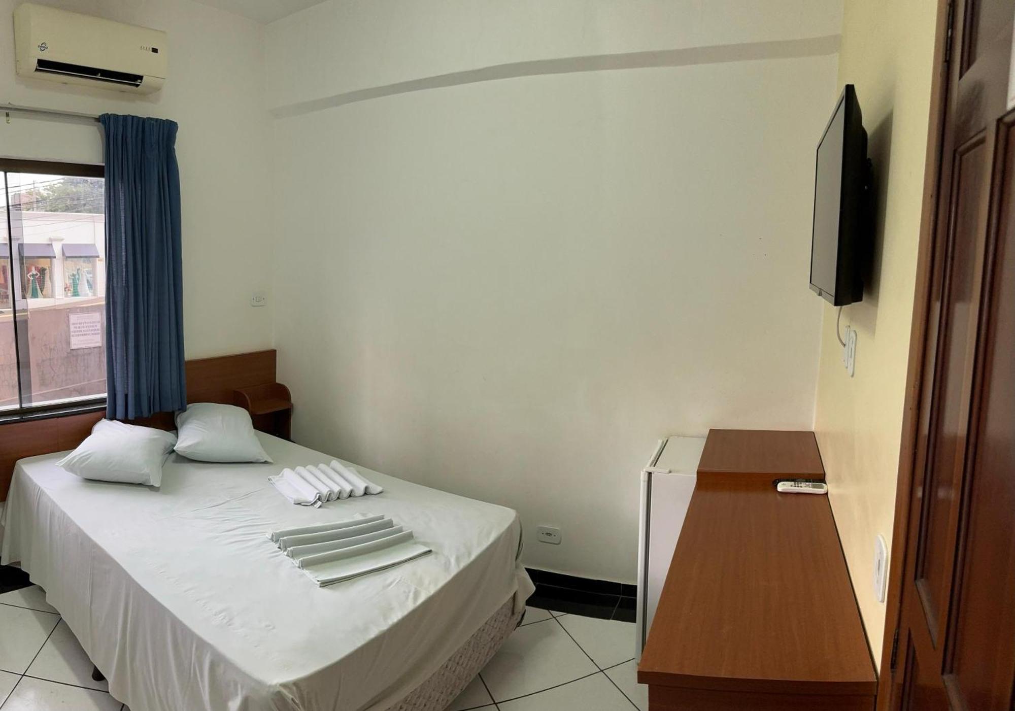 Hotel 15 De Julho Фос-ду-Игуасу Экстерьер фото